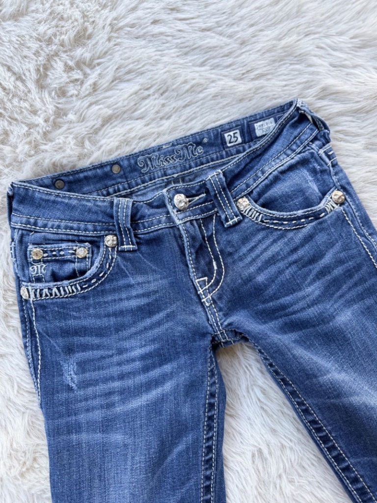 Y2k Miss Me Women's Size 25-00 Super Low Rise Bootcut Denim Jean Pants